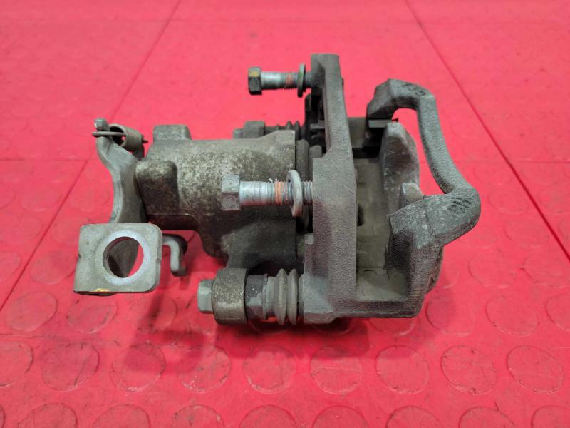 2018 Kia Forte Caliper