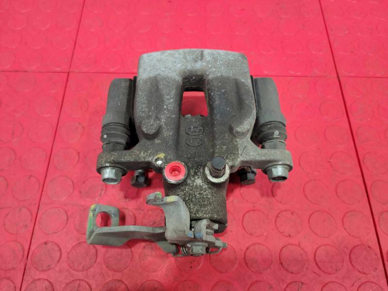 2018 Kia Forte Caliper