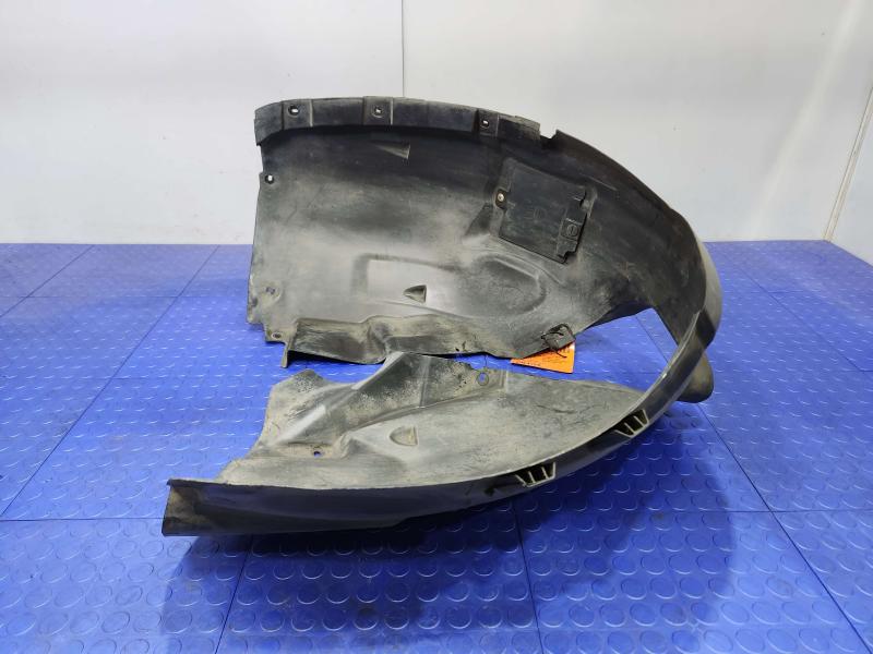 2015 Chrysler 200 Inner Fender Liner