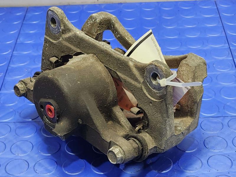2019 Toyota Camry Caliper