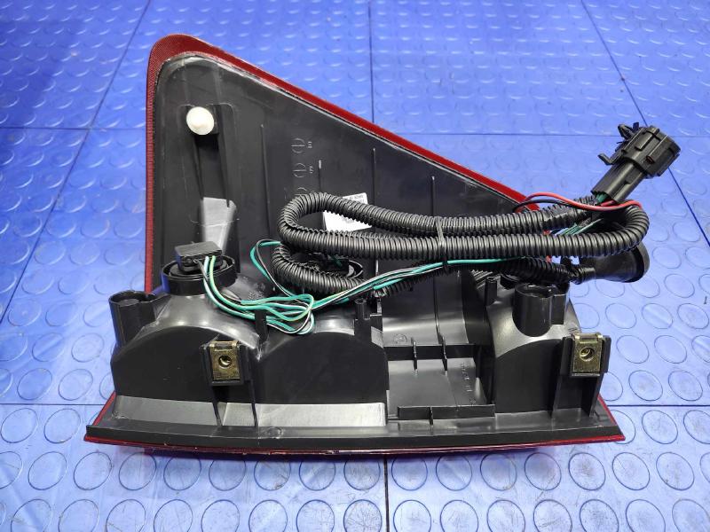 2005 Nissan Titan Tail Light Assembly