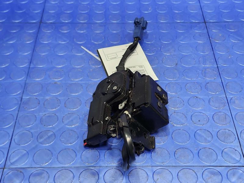 2013 Toyota Prius Lid Latch