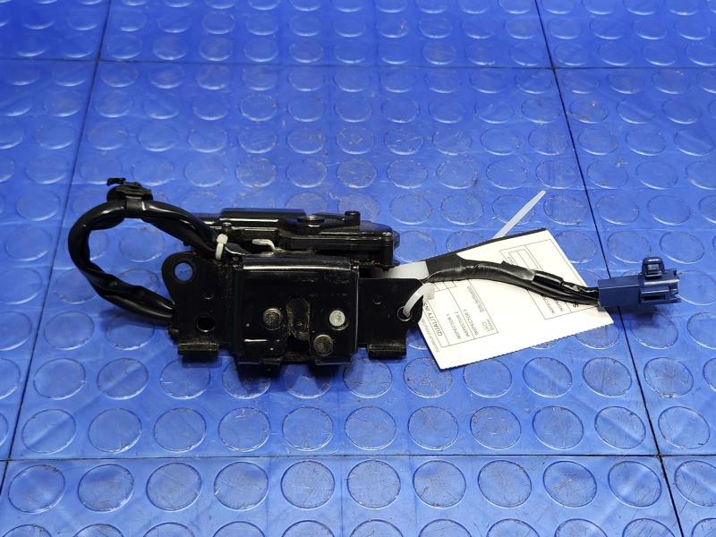 2013 Toyota Prius Lid Latch