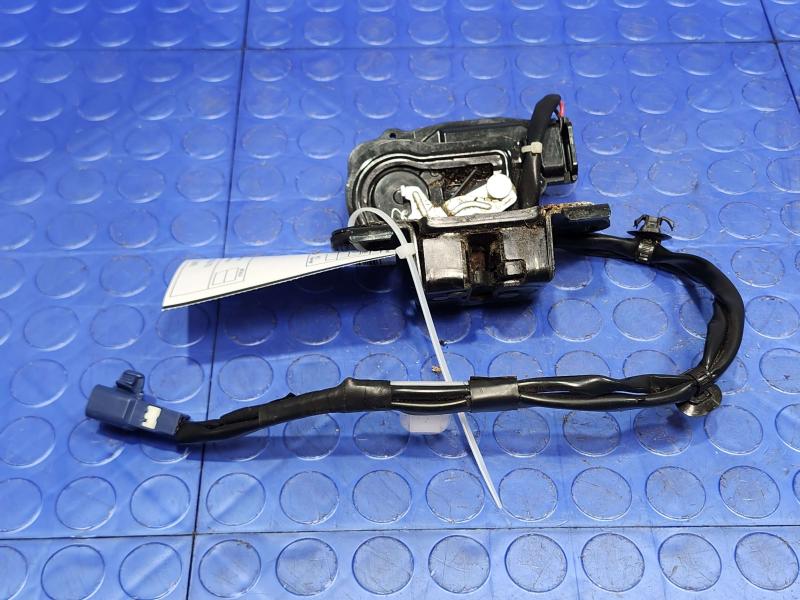 2013 Toyota Prius Lid Latch