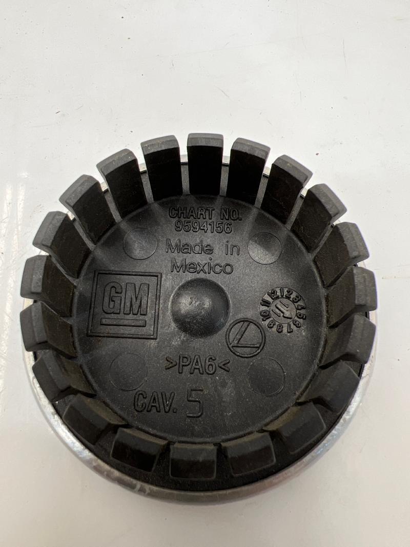 2012 Chevrolet Volt Center Cap