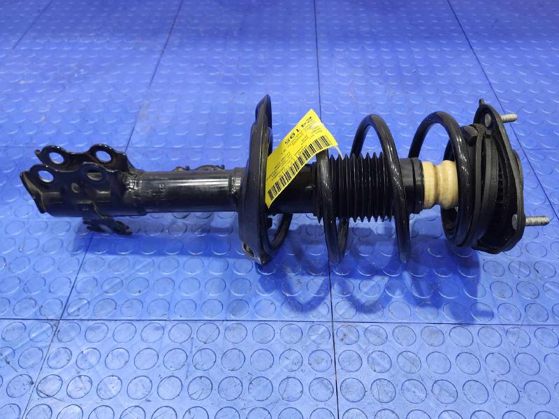 2016 Toyota Prius Strut Assembly
