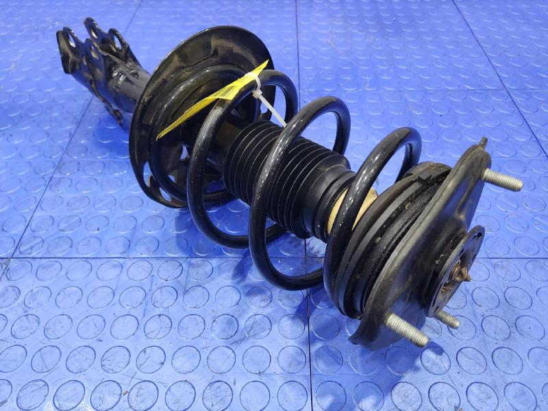 2016 Toyota Prius Strut Assembly