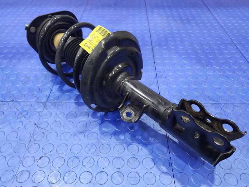 2016 Toyota Prius Strut Assembly