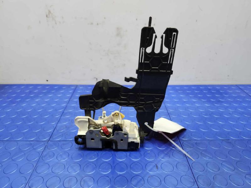 2015 Ram 1500 Front Door Latch