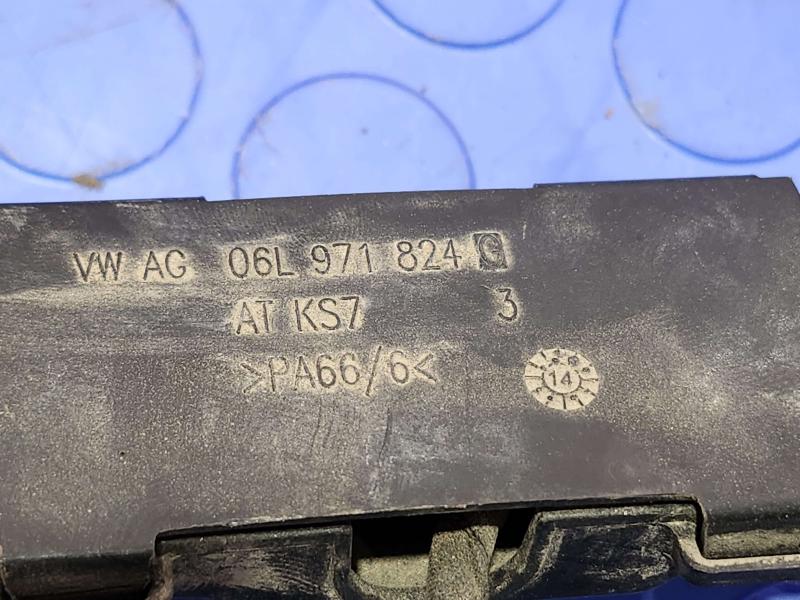 2015 Volkswagen Beetle Wire Harness (Engine)