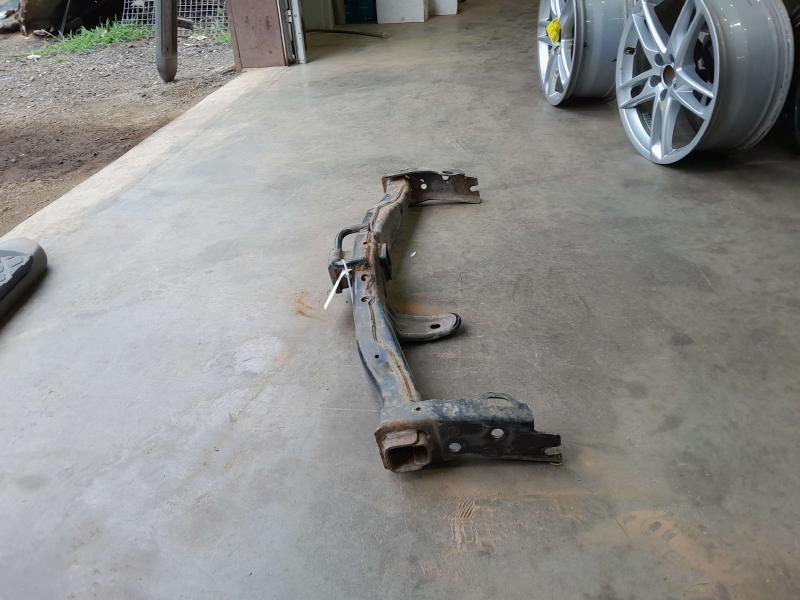 2005 - 2007 Nissan Pathfinder Trailer Hitch Receiver Member Assembly OEM 51170EA51B
