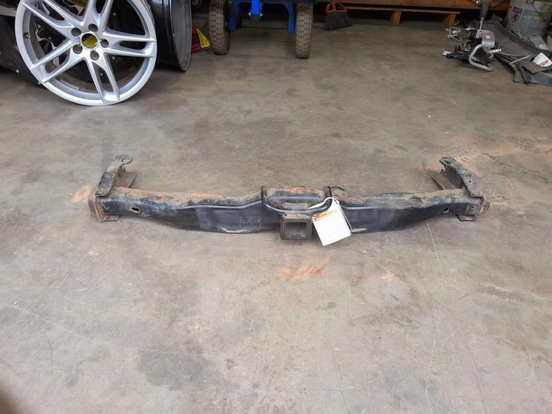2005 - 2007 Nissan Pathfinder Trailer Hitch Receiver Member Assembly OEM 51170EA51B