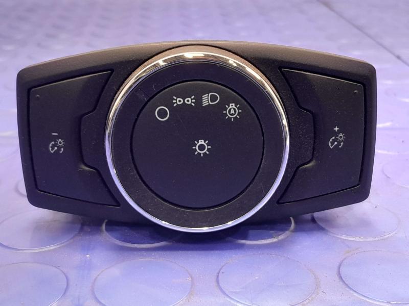 2015 Ford Fusion Headlight Switch (Dash Mtd)