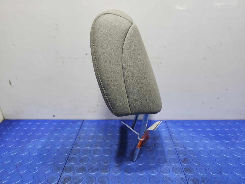 2017 Acura RDX Headrest