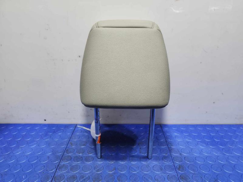2017 Acura RDX Headrest