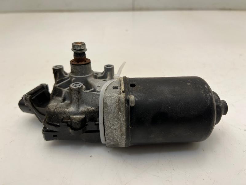 2001 - 2005 Toyota Rav4 Windshield Wiper Motor Front OEM 8511042130