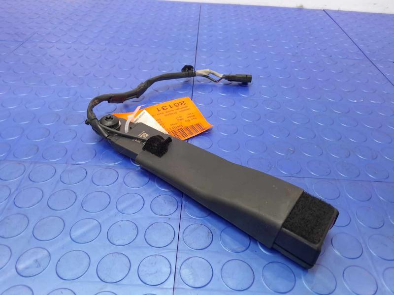 2017 Lincoln MKC Front Seat Belt