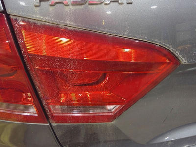 2014 Volkswagen Passat Tail Light Assembly