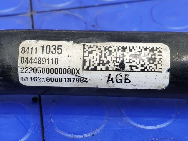2017-2018 GMC Acadia Rear Stabilizer Bar Swaybar Genuine OEM Part 84111035