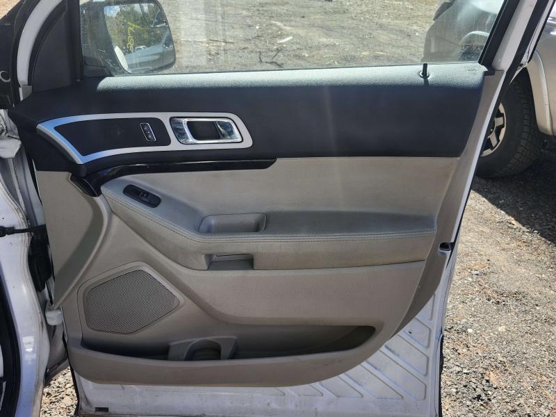 2014 Ford Explorer Front Door Trim Panel