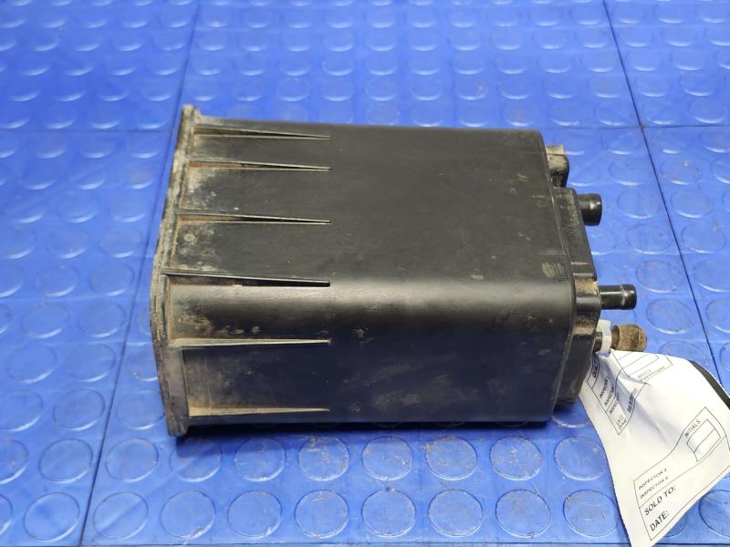 2002 Dodge Ram 1500 Evaporator Canister