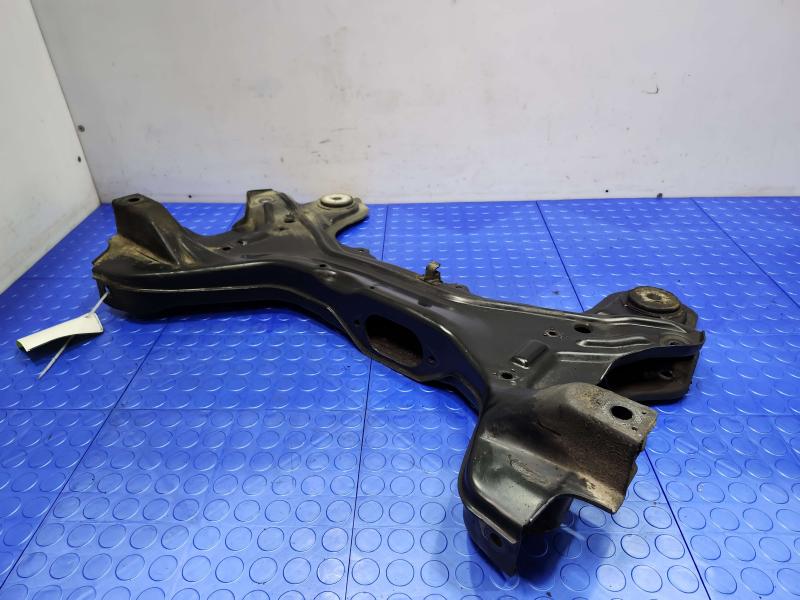 2005 Volkswagen Jetta Crossmember/Cradle/Undercarria