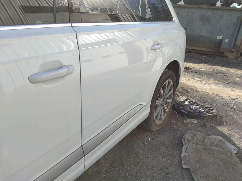 2018 Audi Q7 Rear Door