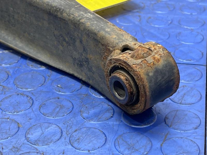 2014 Subaru Legacy Lower Control Arm Rr