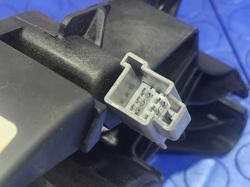 2011-2020 Dodge Grand Caravan Automatic Gear Shifter Assembly OEM 1UC34DX9AF
