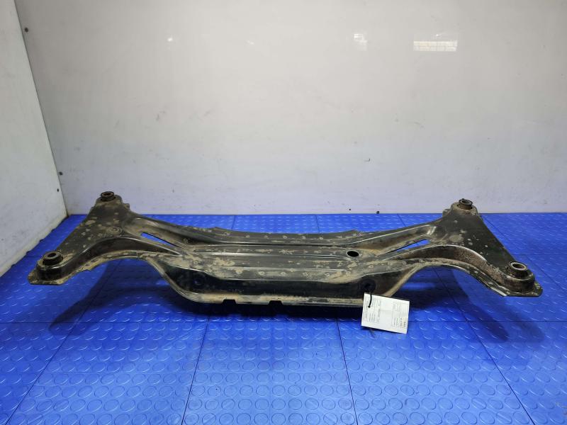2002 Toyota Camry Crossmember/Cradle/Undercarria