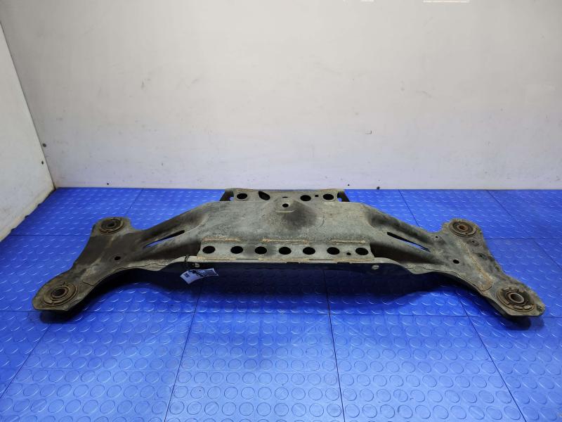 2002 Toyota Camry Crossmember/Cradle/Undercarria