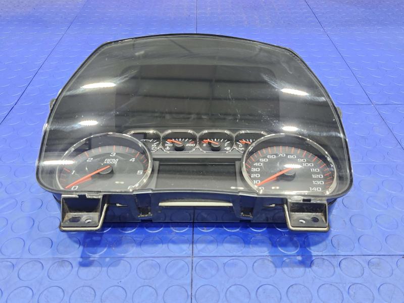 2015 GMC Yukon / Yukon XL Instrument Cluster Speedometer Opt UDD OEM 23259643