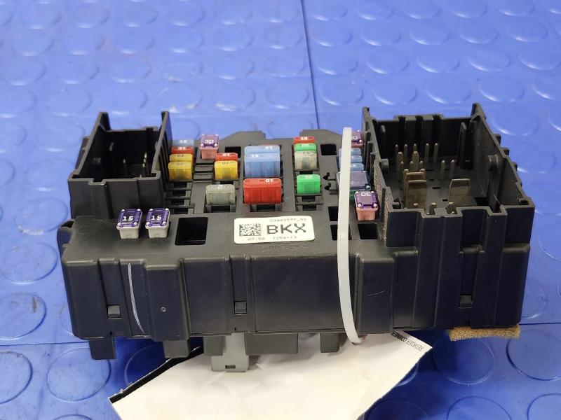 2014 Chevrolet Silverado 1500 Cabin Fuse Box