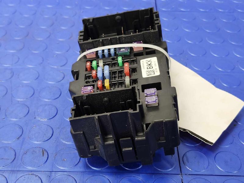2014 Chevrolet Silverado 1500 Cabin Fuse Box