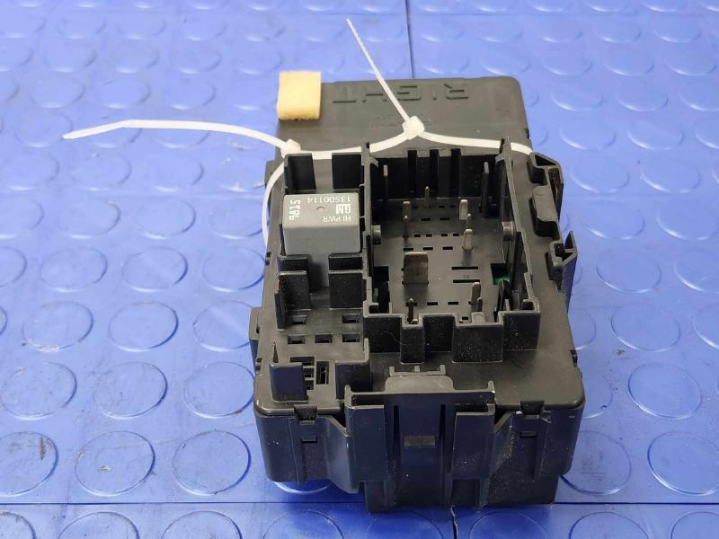 2014 Chevrolet Silverado 1500 Cabin Fuse Box