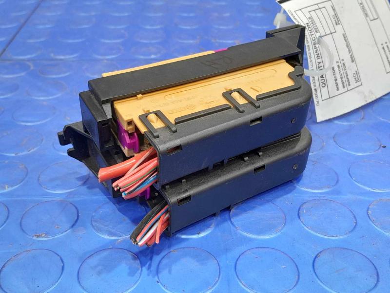 2014 Audi A7 Engine Fuse Box