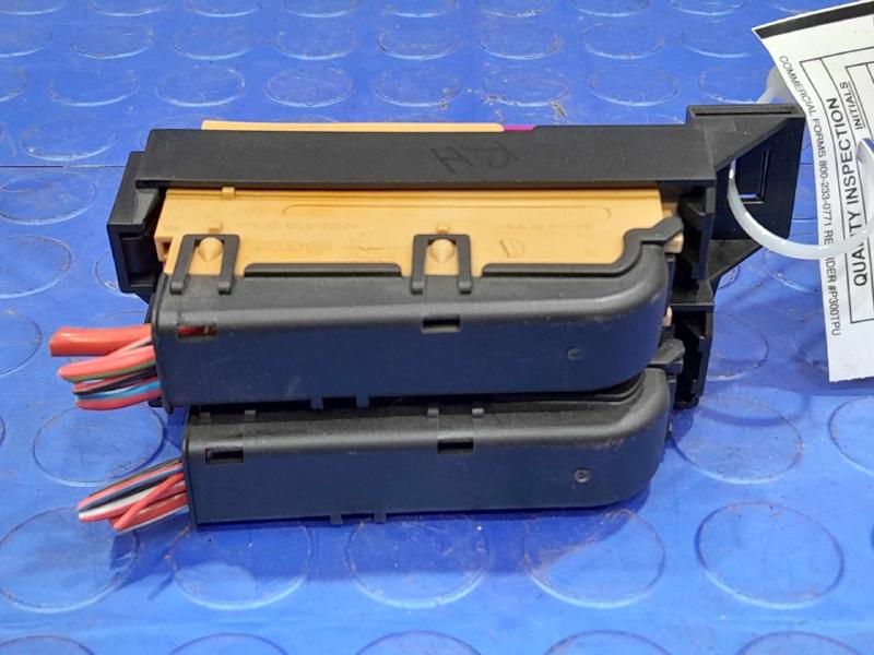2014 Audi A7 Engine Fuse Box