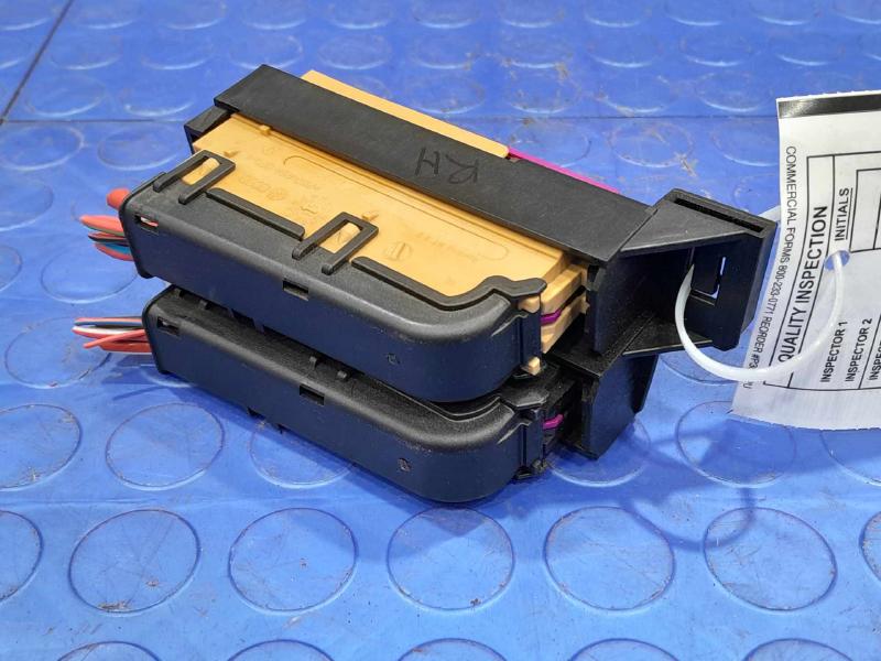 2014 Audi A7 Engine Fuse Box