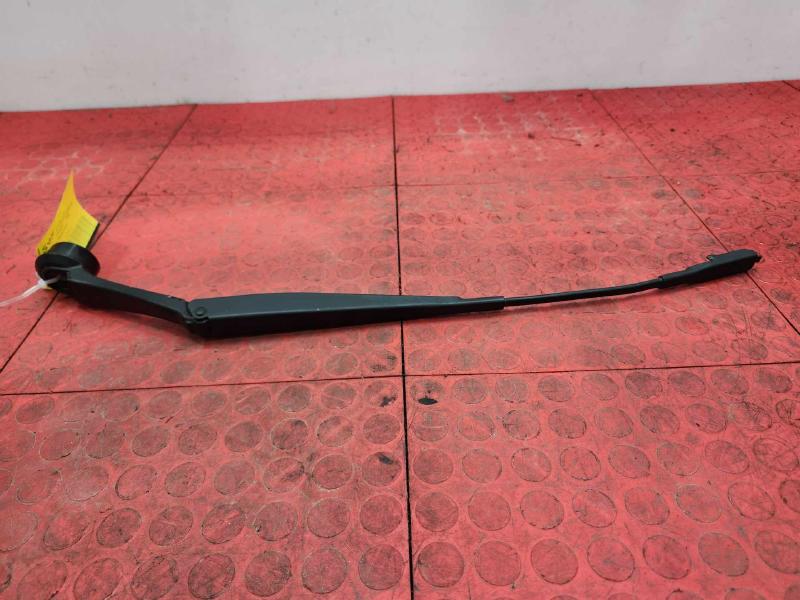 2014 Ford Fusion Wiper Arm
