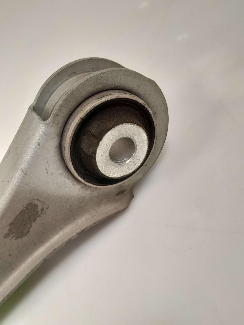 2017 Buick LaCrosse Lower Control Arm Rr