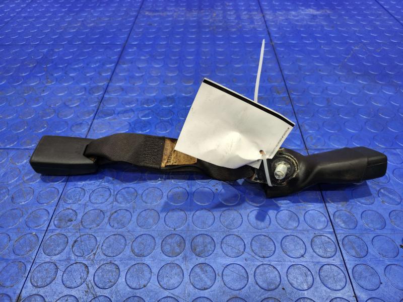 2008 Subaru Legacy Rear Seat Belt