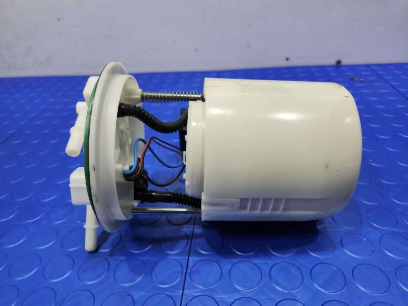 2015-2016 Subaru Forester 2.5L Fuel Pump Assembly Genuine OEM 42021VA010