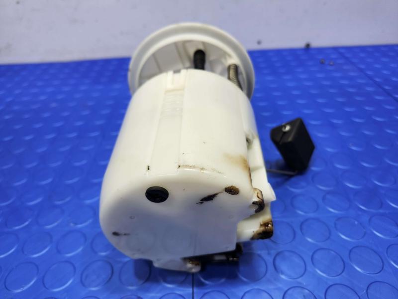2015-2016 Subaru Forester 2.5L Fuel Pump Assembly Genuine OEM 42021VA010