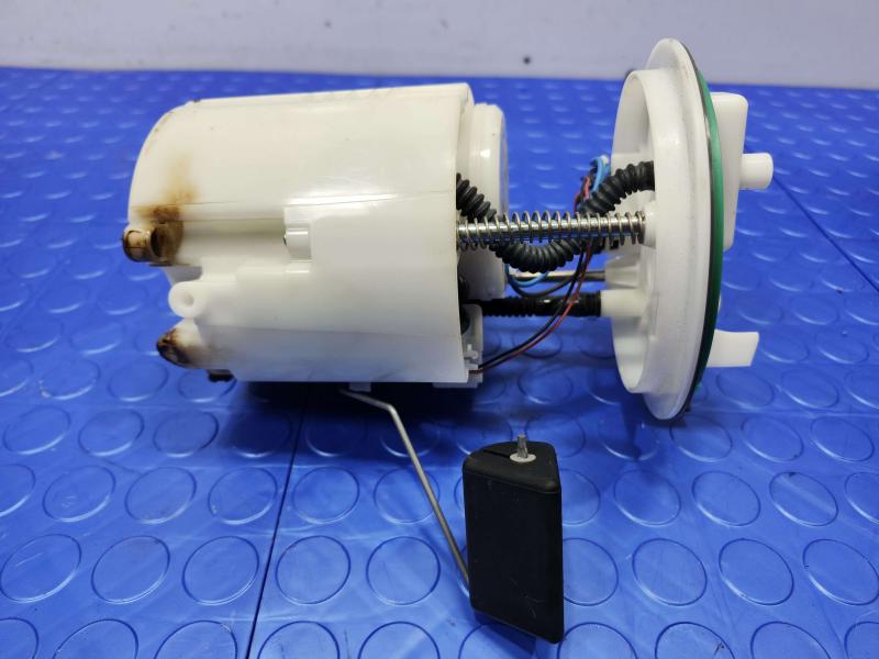 2015-2016 Subaru Forester 2.5L Fuel Pump Assembly Genuine OEM 42021VA010