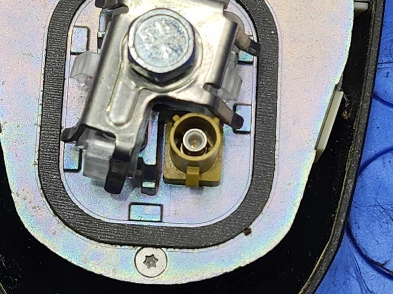 2015 Ford Taurus Antenna