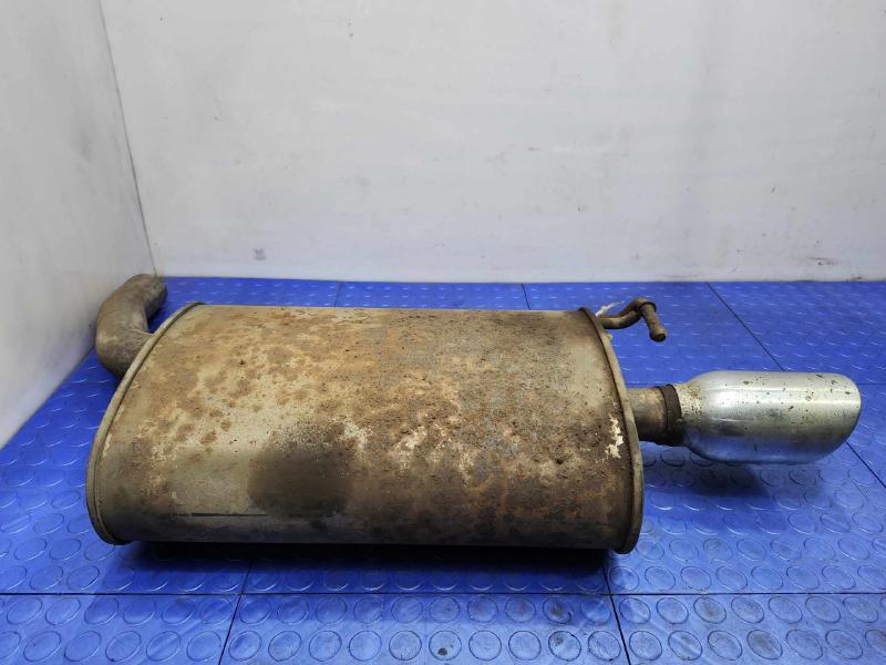 2013 Ford Taurus Muffler
