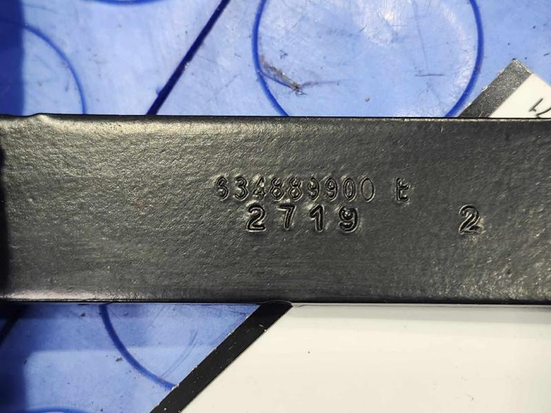 2020 Nissan Versa Front Seat Belt