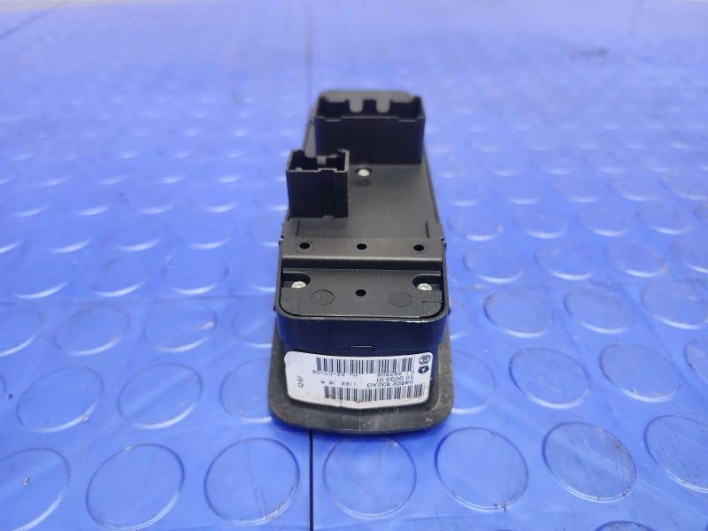 2012 Jeep Liberty Door Switch Front