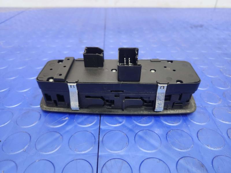 2012 Jeep Liberty Door Switch Front