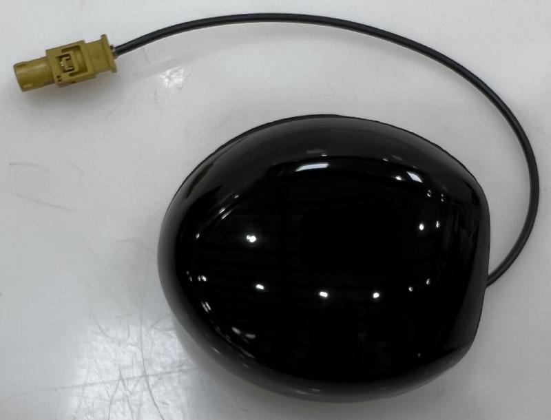 2013 Lincoln MKZ Antenna